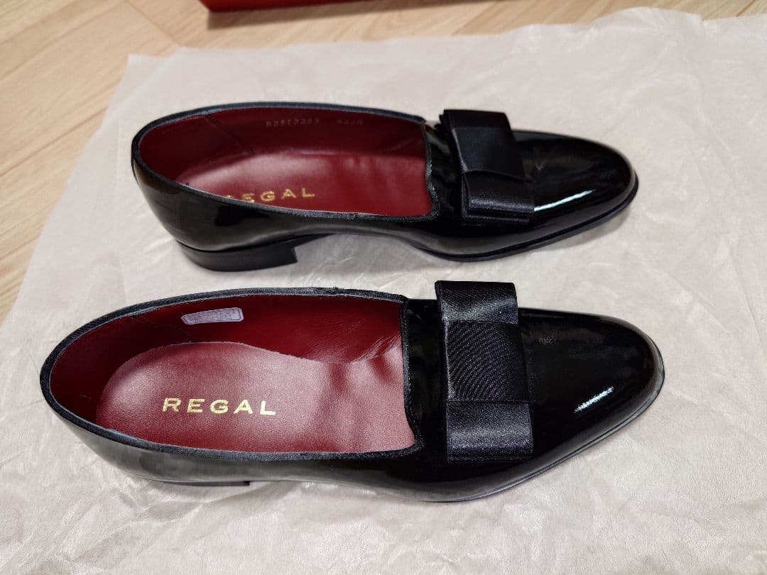 REGAL 黒 オペラパンプス 23.5cm