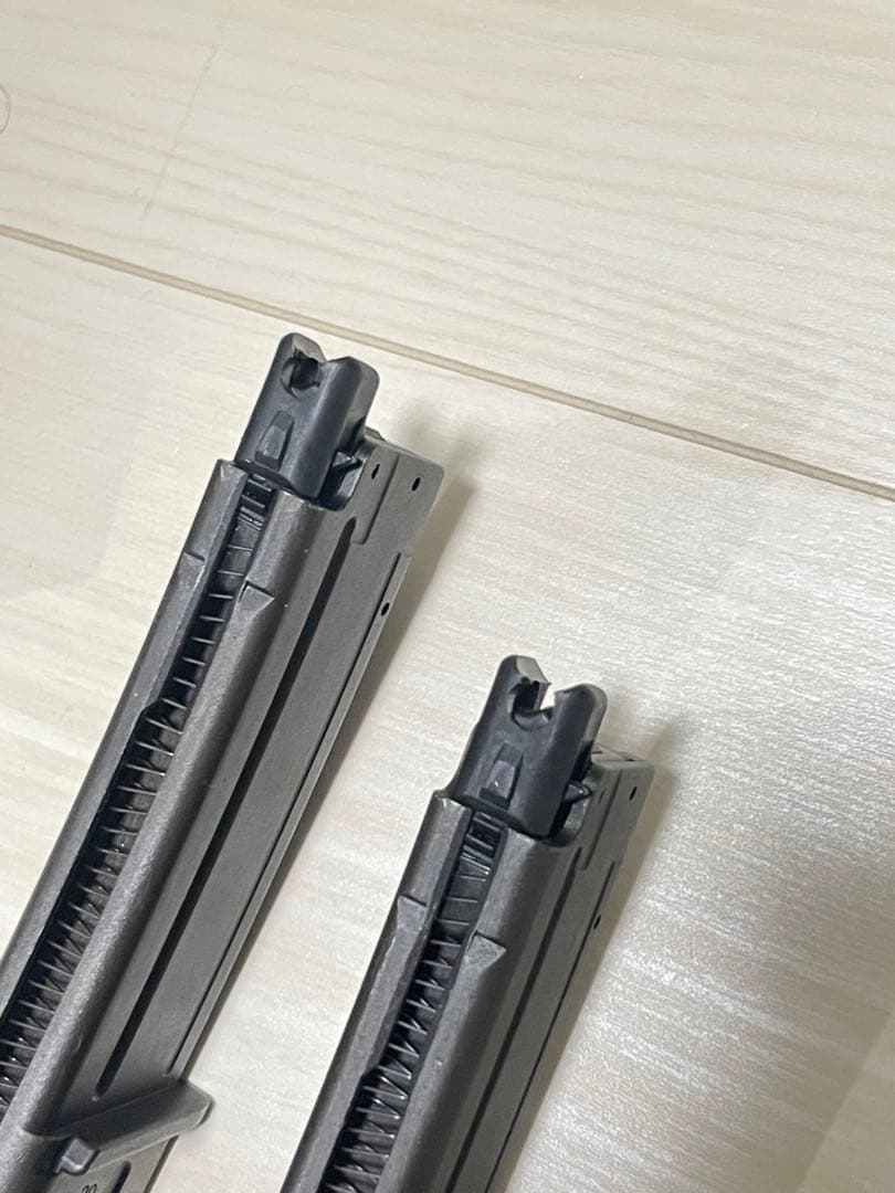 東京マルイ　ガスブローバック　MP7A1 ブラック　マガジン2本付き