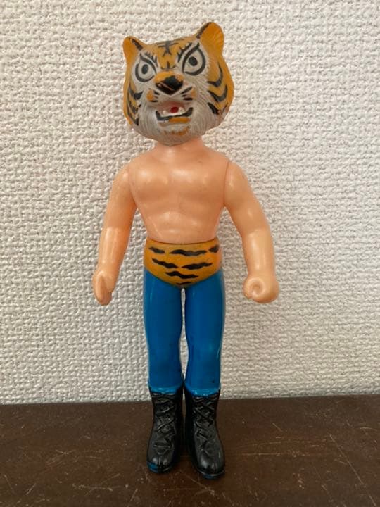 送料込み タイガーマスク 中嶋製作所 当時物 フィギュア