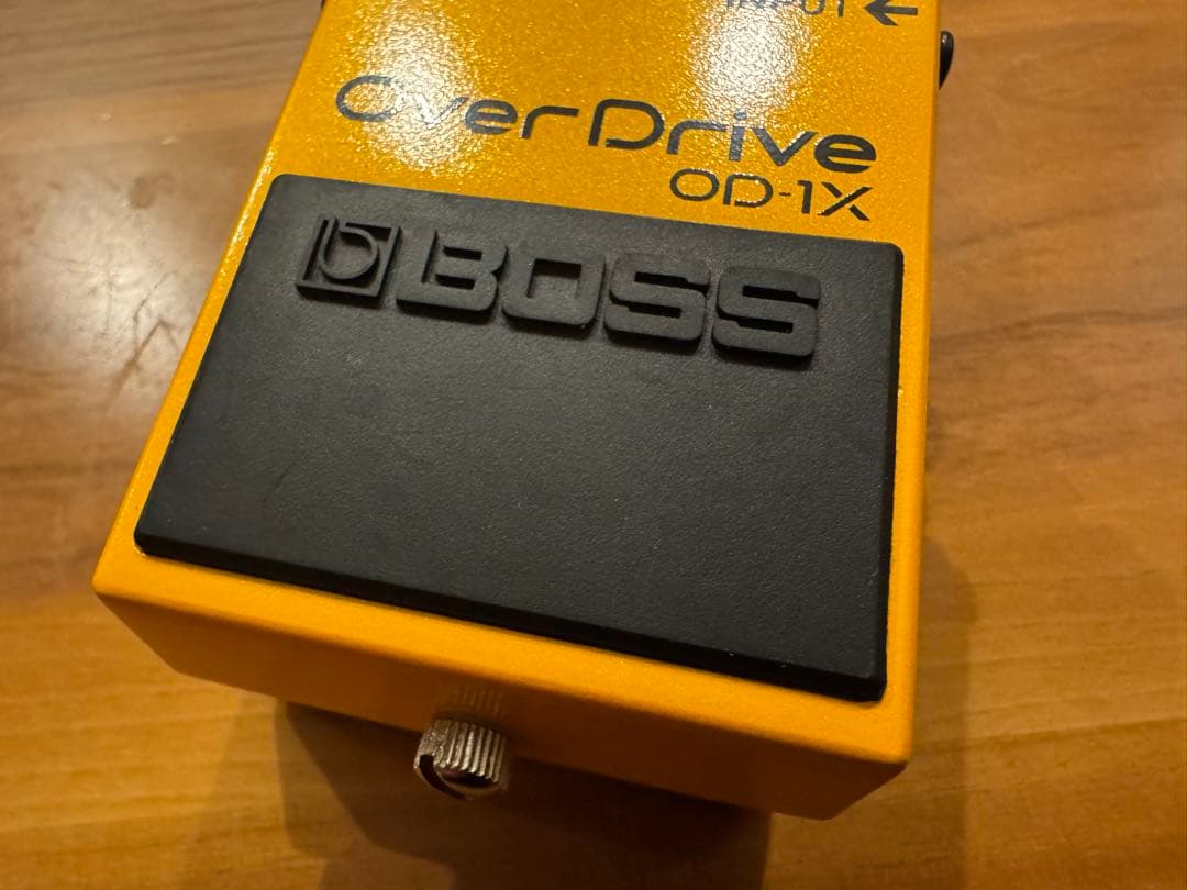 BOSS OD-1X OverDrive 箱付き