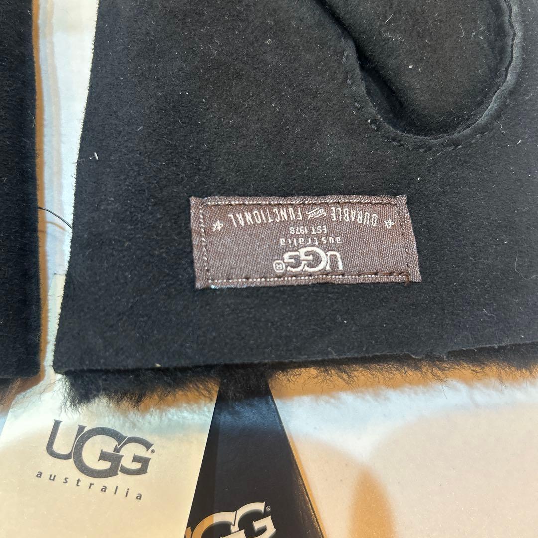 新品未使用　UGG Australia 手袋 アグ　Mサイズ