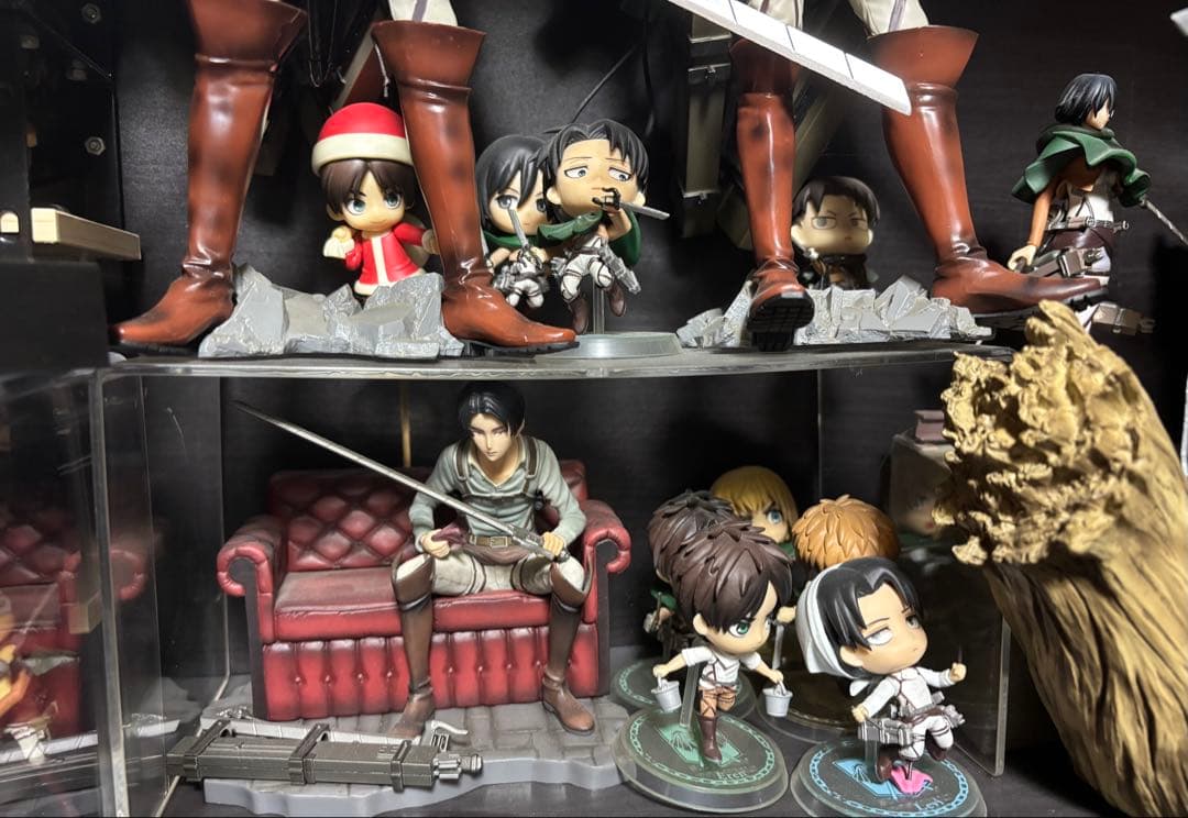 土日限定値下げ【画像5枚】進撃の巨人 フィギュア まとめ売り