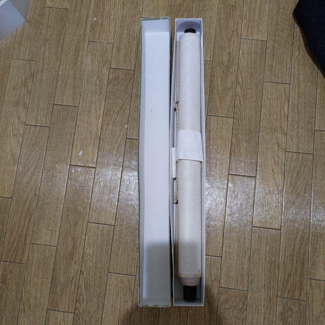 水墨山水 掛軸 秀峰作 在銘 美術品 箱付き コレクション 風景画 先生 日本画