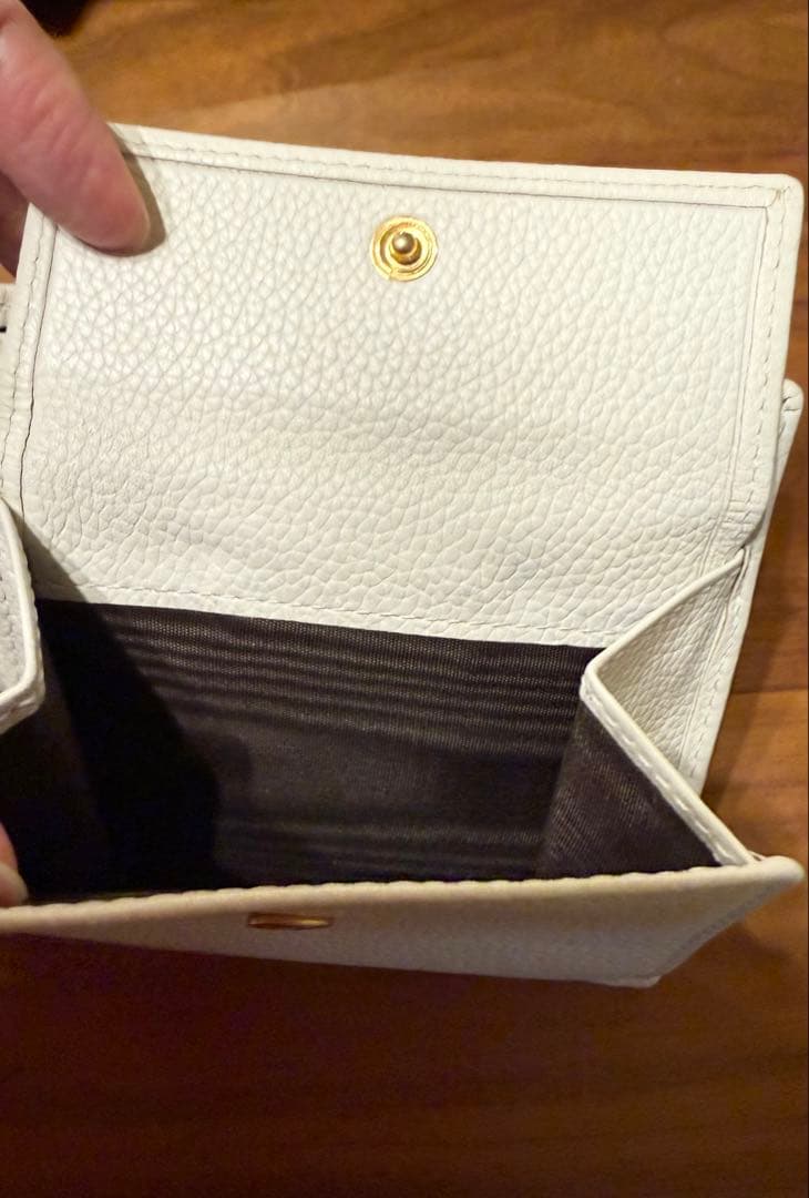 専用　J&M DAVIDSON 二つ折り　ホワイト コンパクト ミニ財布 レザー