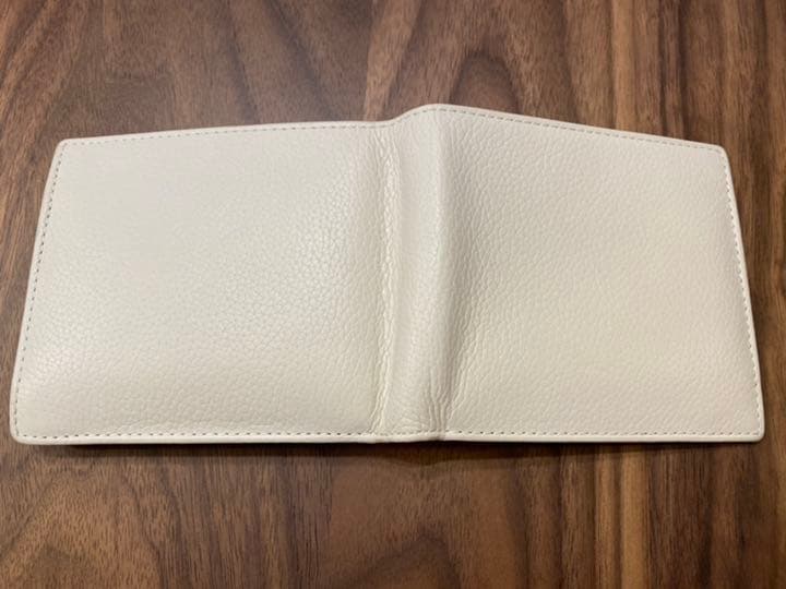 専用　J&M DAVIDSON 二つ折り　ホワイト コンパクト ミニ財布 レザー