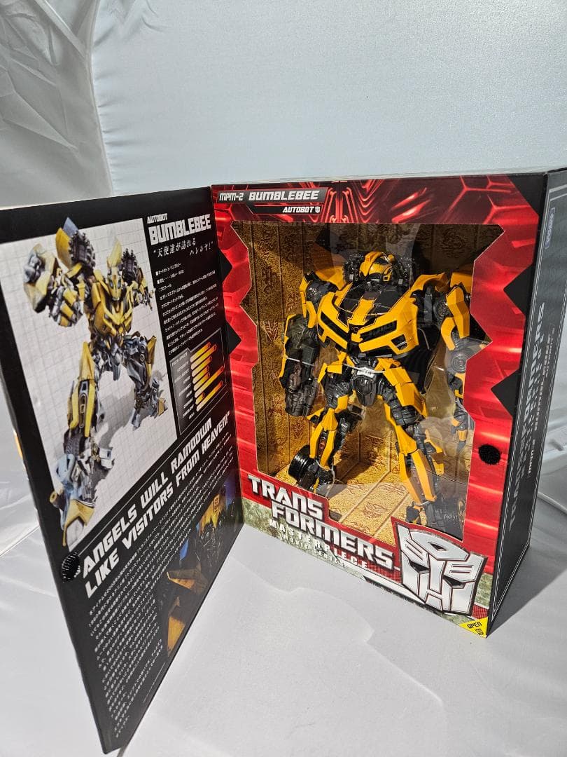 TRANSFORMERS MPM-2 BUMBLEBEE フィギュア