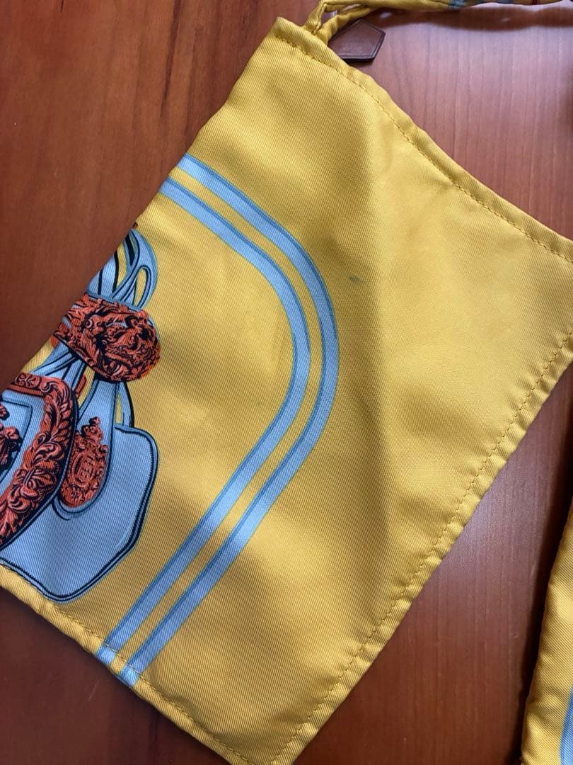 エルメス シルキーシティ PM トートバッグ　イエローシルク　HERMES