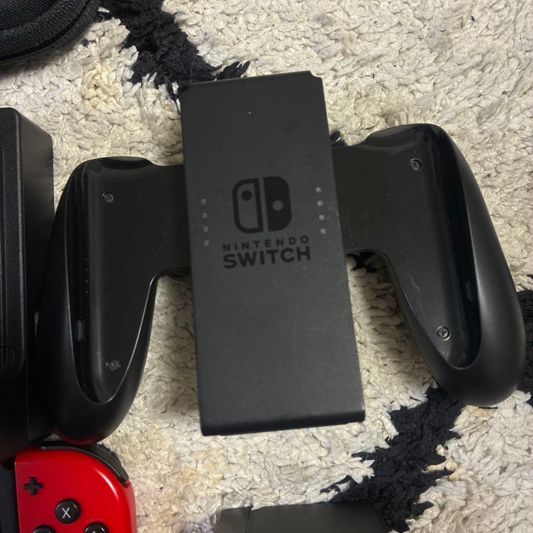 【メルカリ便】Nintendo Switch 本体 赤 Joy-Con付き