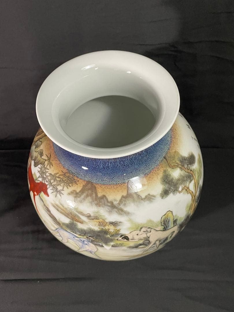 【故宮】郎世寧風白磁犬図瓶 大清雍正年製 南京博物院保管委員会 中国古玩骨董