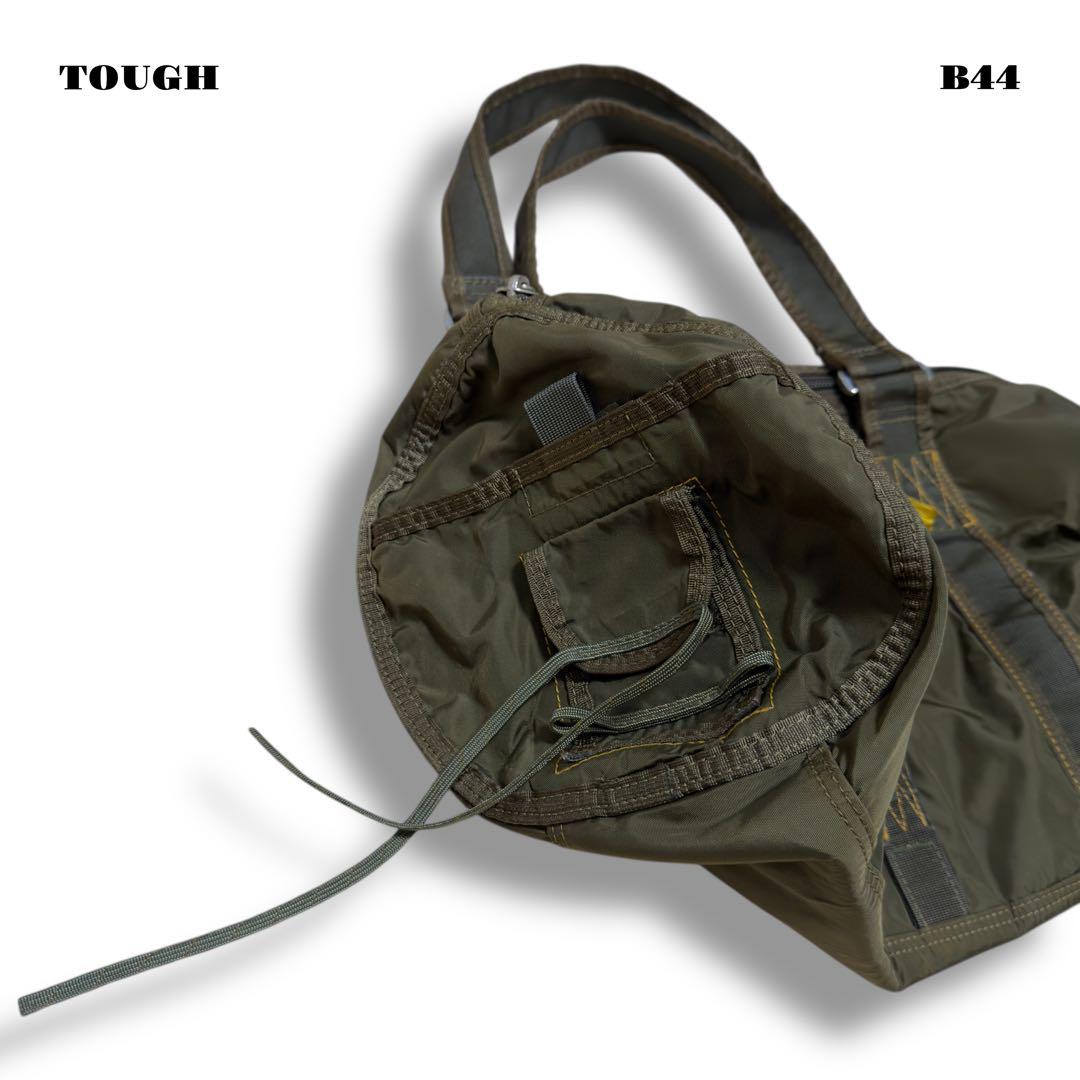 人気品！ TOUGH タフ バッグ カバン オリーブ グリーン ミリタリー 深緑