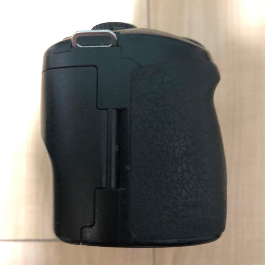 OLYMPUS E-330 デジタル一眼レフカメラ