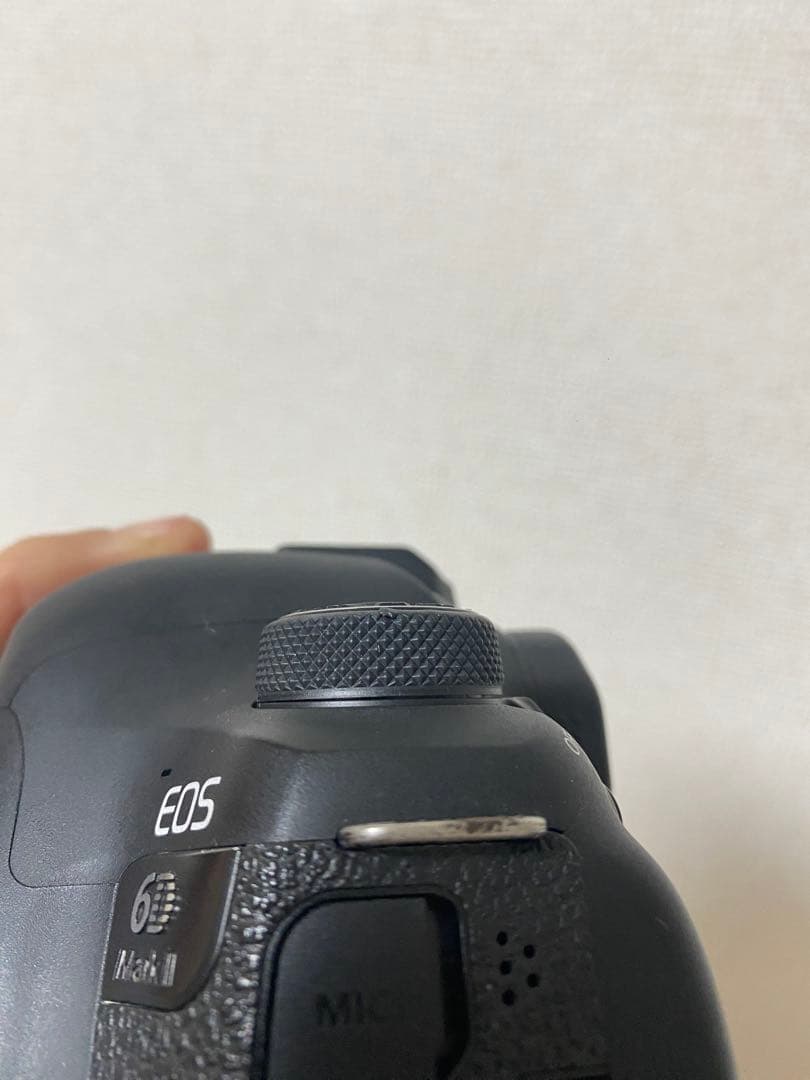 Canon EOS 6D Mark II デジタル一眼レフカメラ