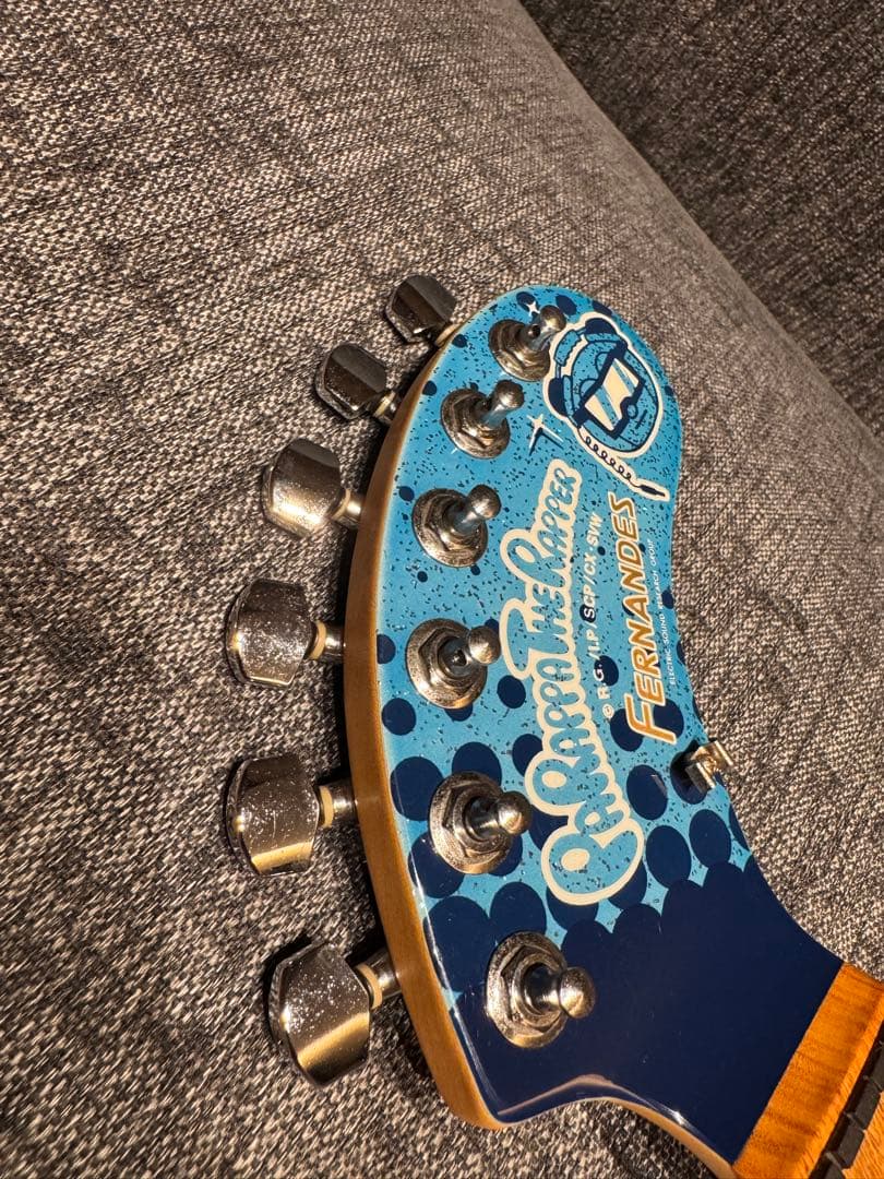 超レア商品⭐︎FERNANDES ZO-3 パラッパラッパー ミニギター