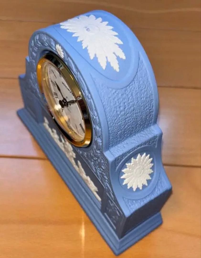  ブルー 置時計 装飾的なデザイン