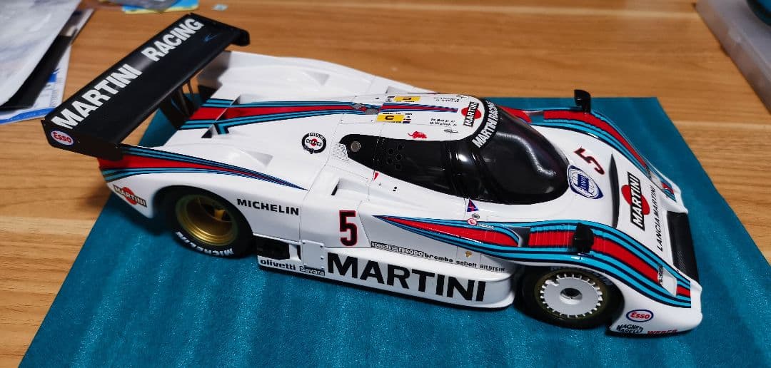 スパーク 1/18 ランチアLC2