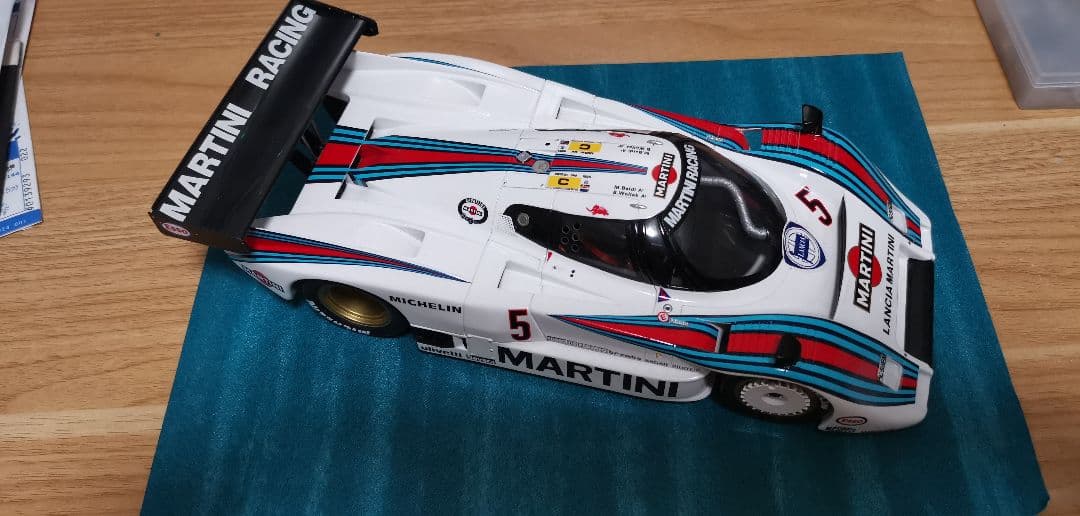 スパーク 1/18 ランチアLC2