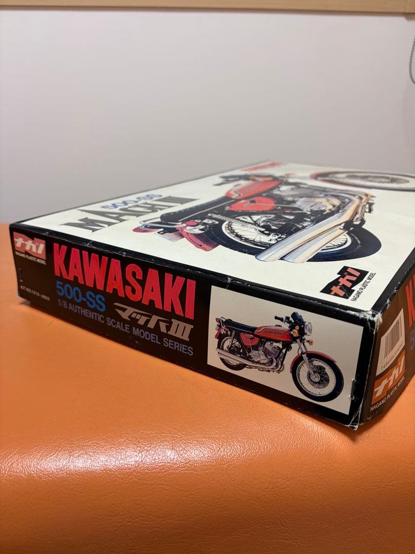 絶版KAWASAKI 500-SS MACH III 1/8スケールプラモデル