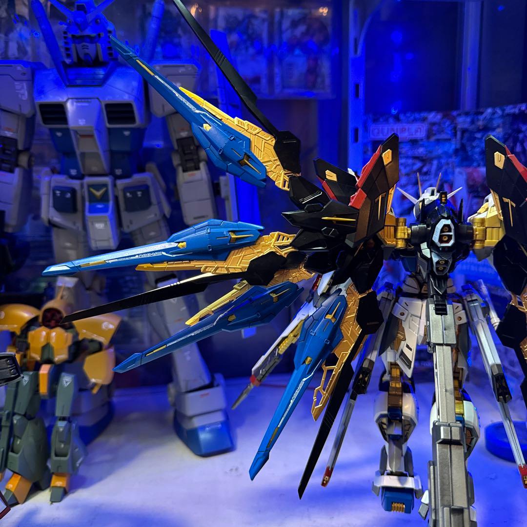 MGEX ストライクフリーダム　塗装完成品　ガンダムseed destiny