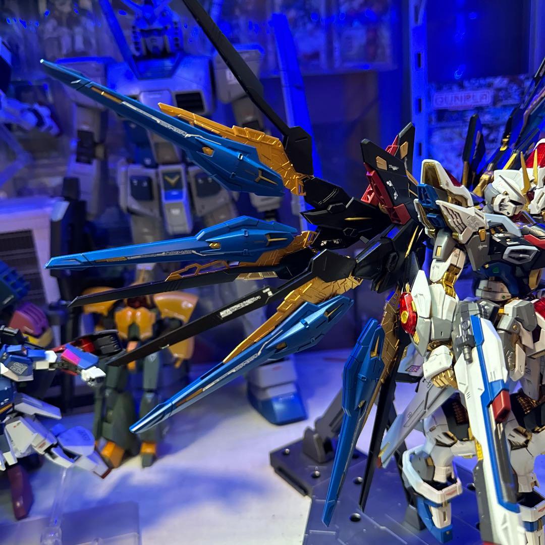 MGEX ストライクフリーダム　塗装完成品　ガンダムseed destiny
