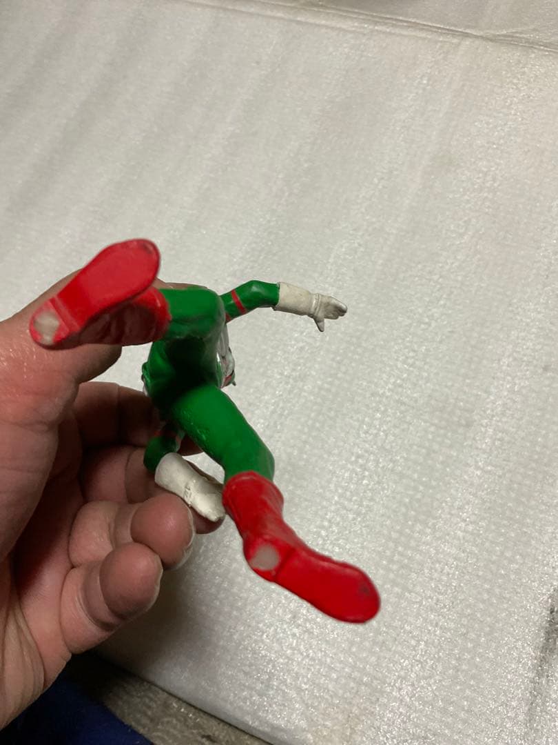 仮面ライダーフィギュアコレクション。1号　2号　V3。【大きさは4、8、12】