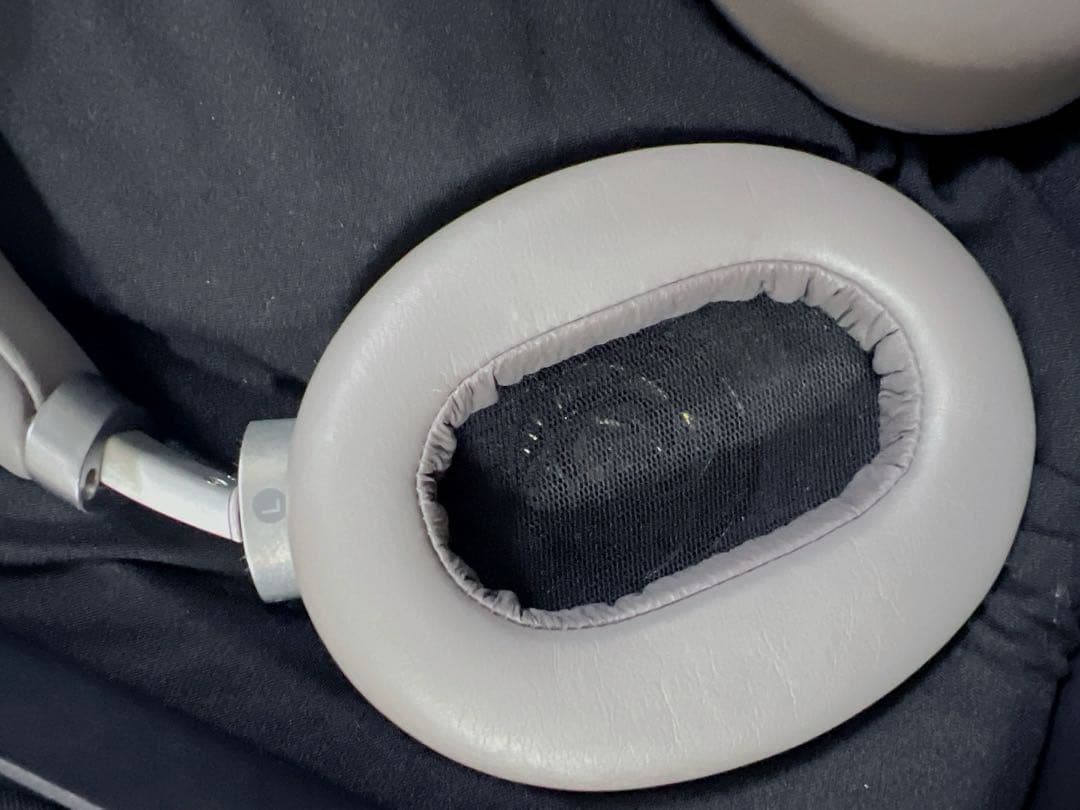 SONYヘッドフォン　MDR-1AM2