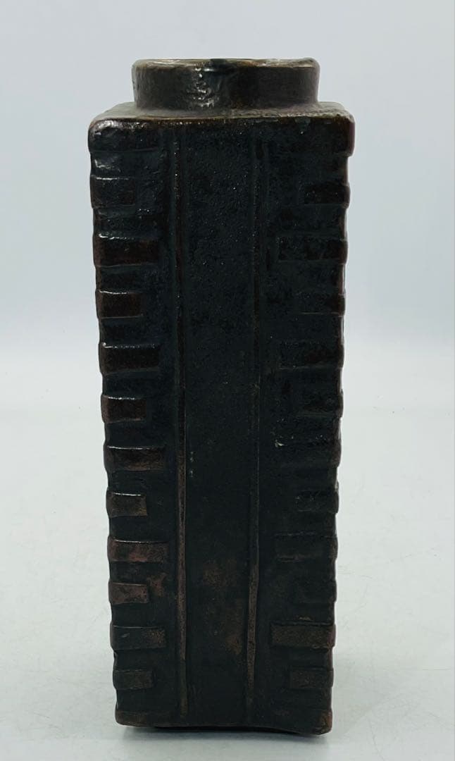 【70】◉明治時代の名工　木村清近先生　備前焼算木手花入　桐箱◉