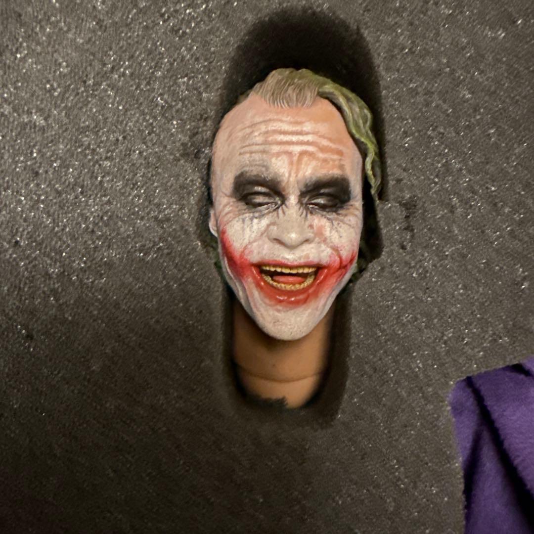 ホットトイズ 「ダークナイト」ジョーカー2.0