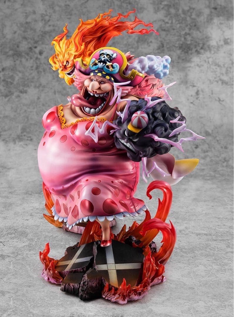 pop ワンピース　ビッグマム　シャーロット・リンリン