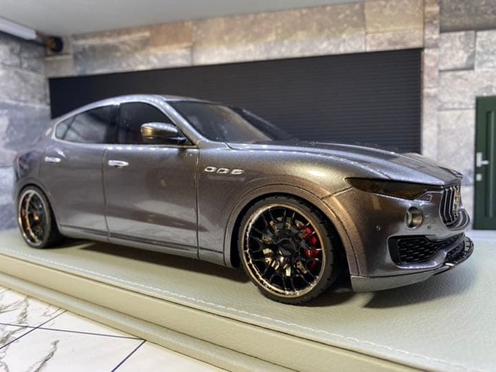 BBR 1/18 マセラティ レヴァンテMaserati Levante