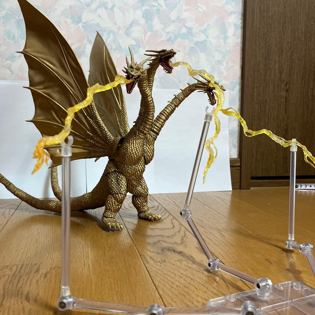 キングギドラ　S.H.MonsterArt 可動フィギュア　バンダイ