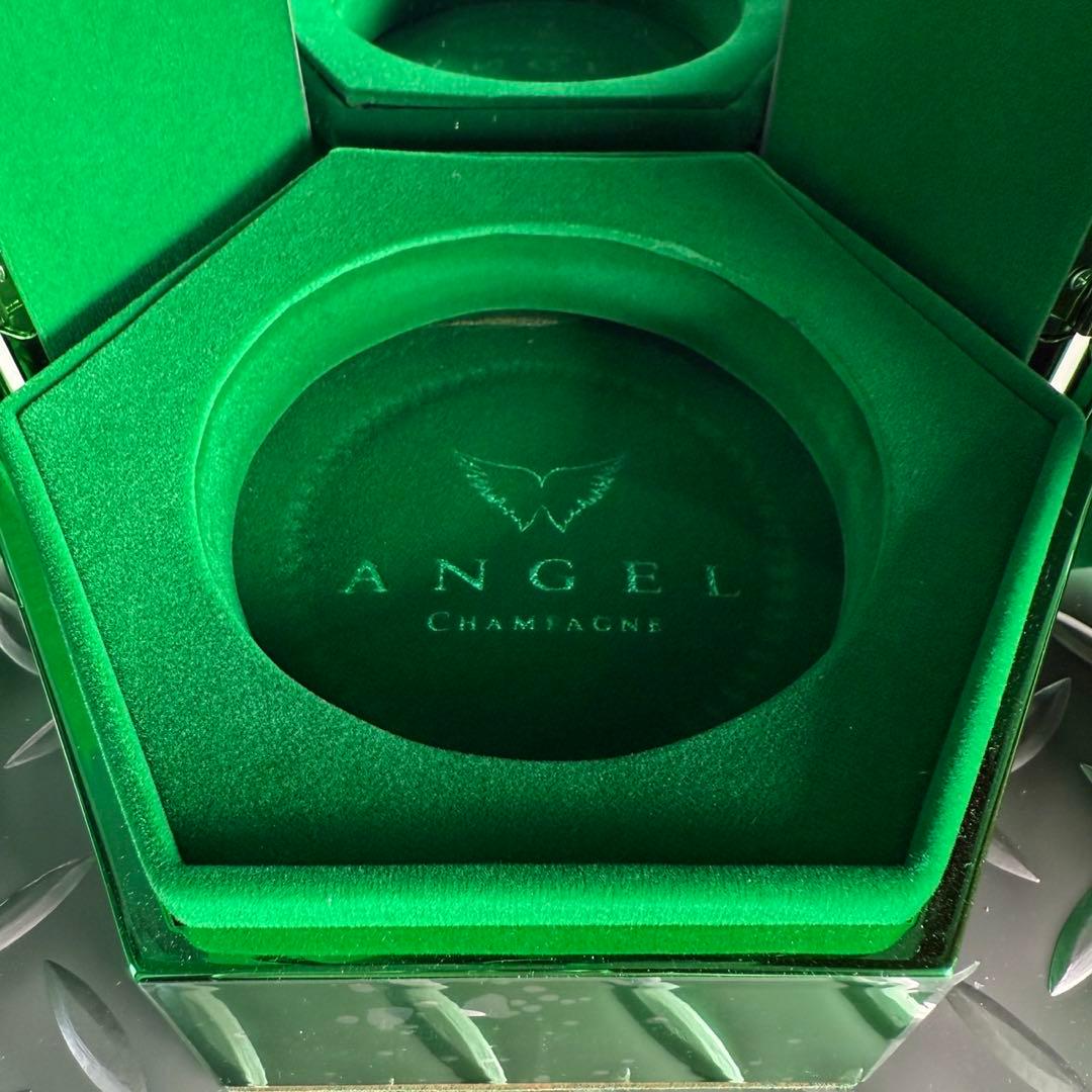 エンジェル　シャンパン　ヴィンテージ　グリーン　2011 箱付き　ケース　184