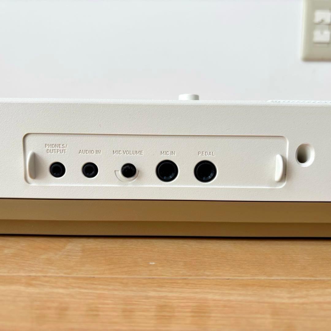 【美品】CASIO カシオ 光ナビゲーションキーボード LK-526 電子ピアノ