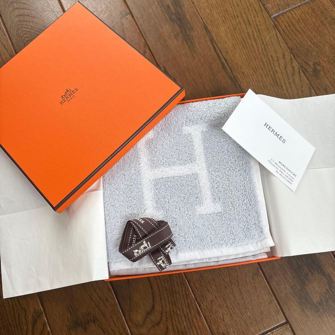 HERMES Hロゴ タオルハンカチ ブルー/ホワイト