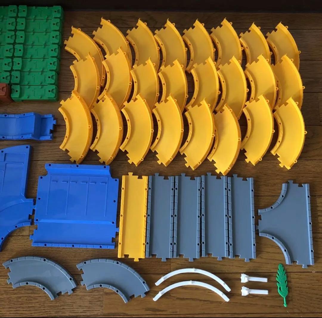トミカ　システム　スリリングマウンテン　道路セット