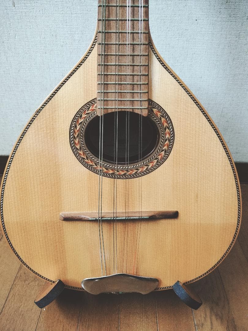 マンドリン　ボリビア型12弦　(ボリビア製アルキパ)　弦楽器 / 民族楽器