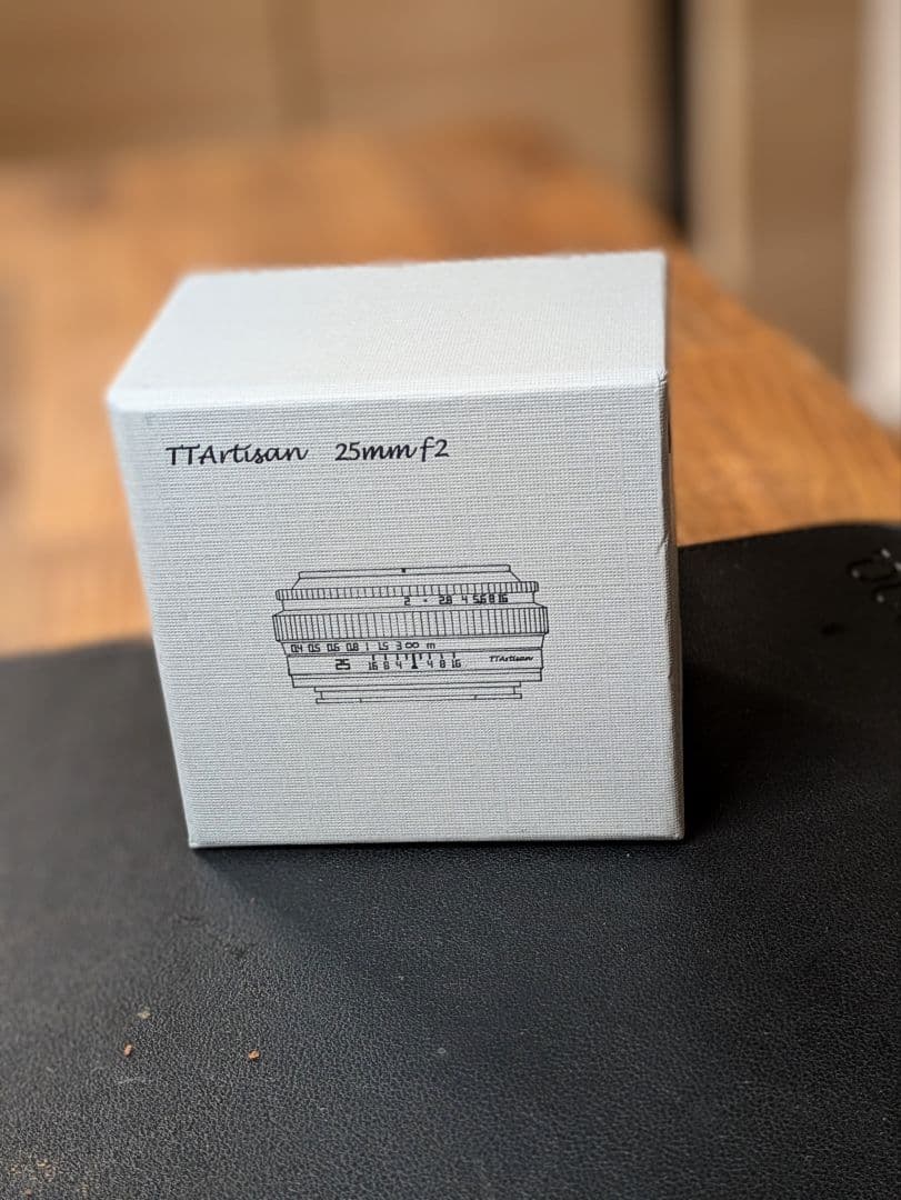 【美品】TTARTISAN レンズ　25mm f2 eマウント