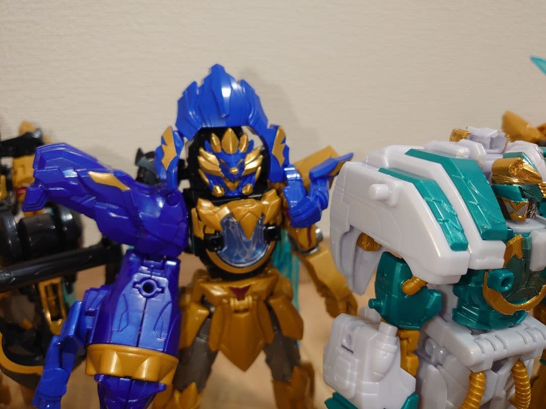 ミニプラ　テガソード　グーデバーン　ブラック大獣神　勇動　ゴジュウジャー