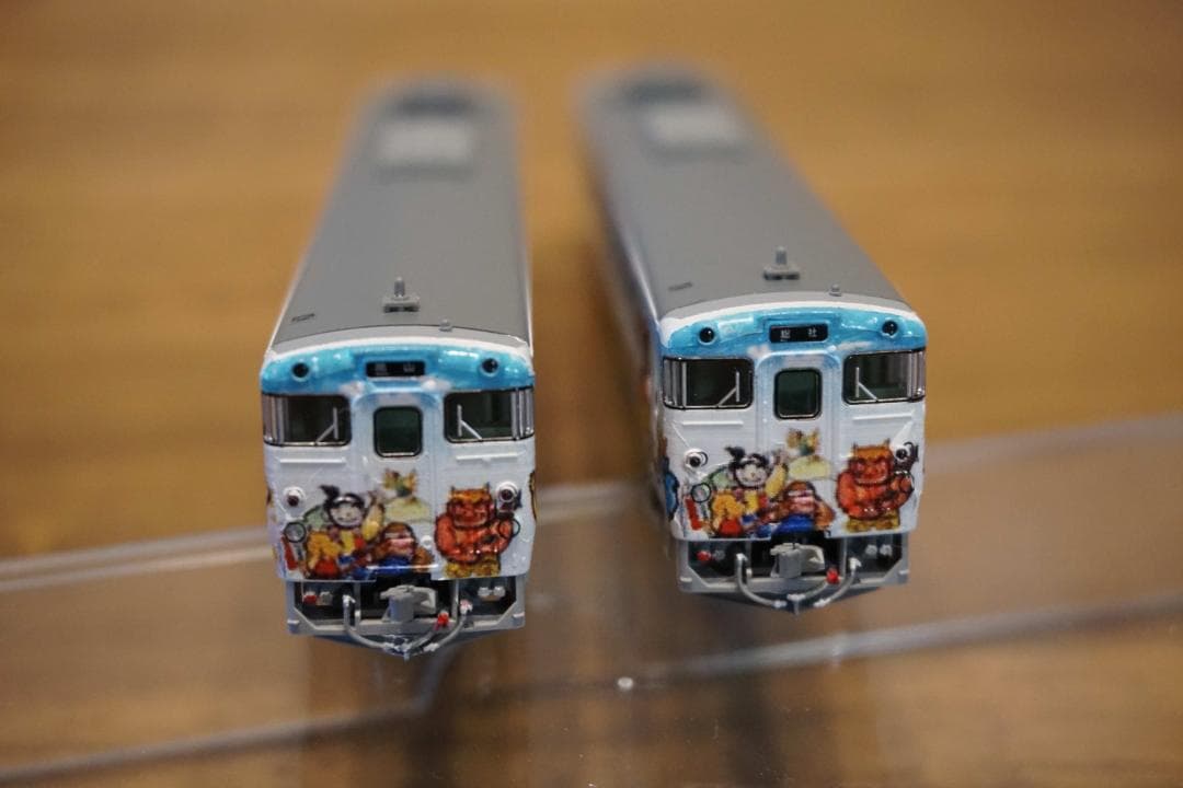 キハ40系2000番台 吉備線 桃太郎ラッピング仕様 2両編成 白色室内灯組込