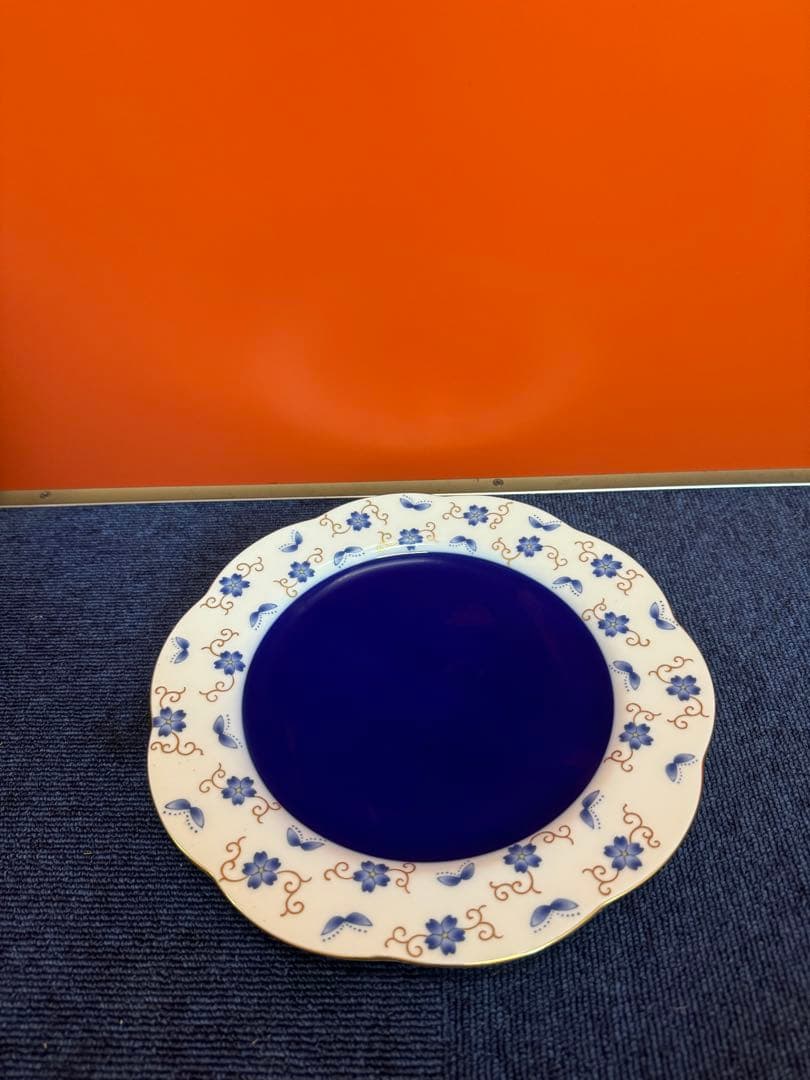 1592  香蘭社　花型皿　26cm