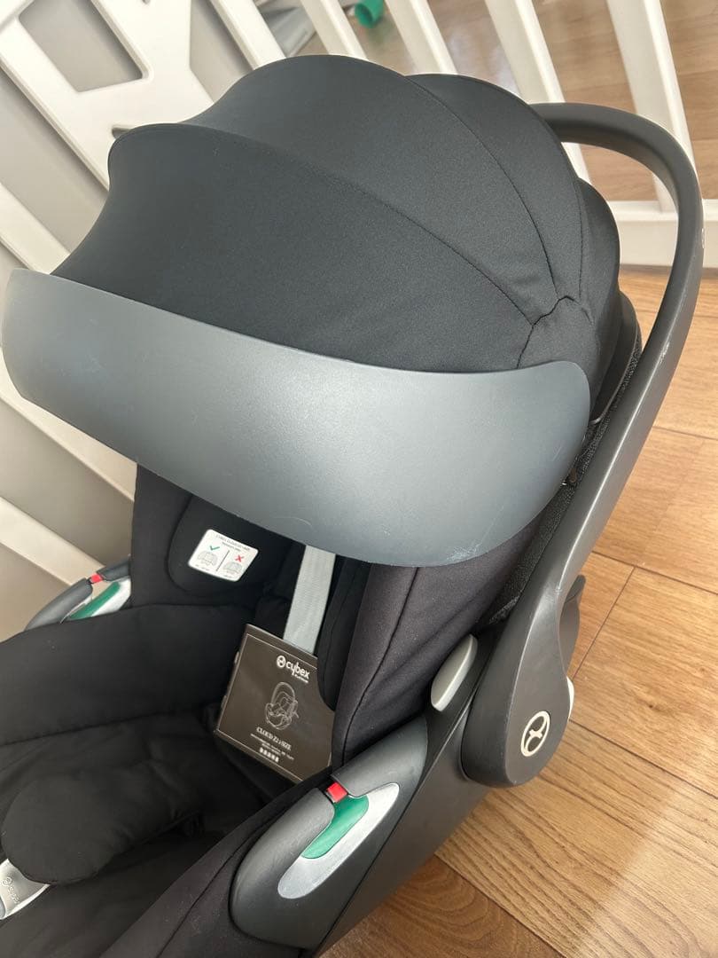cybex CLOUD Z2 i-Size チャイルドシート 説明書付き