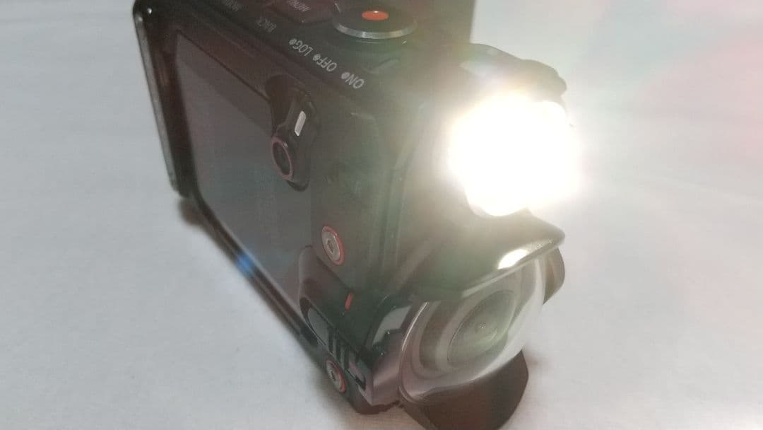 OLYMPUS Tough-Tracker デジタルカメラ 本体と付属品