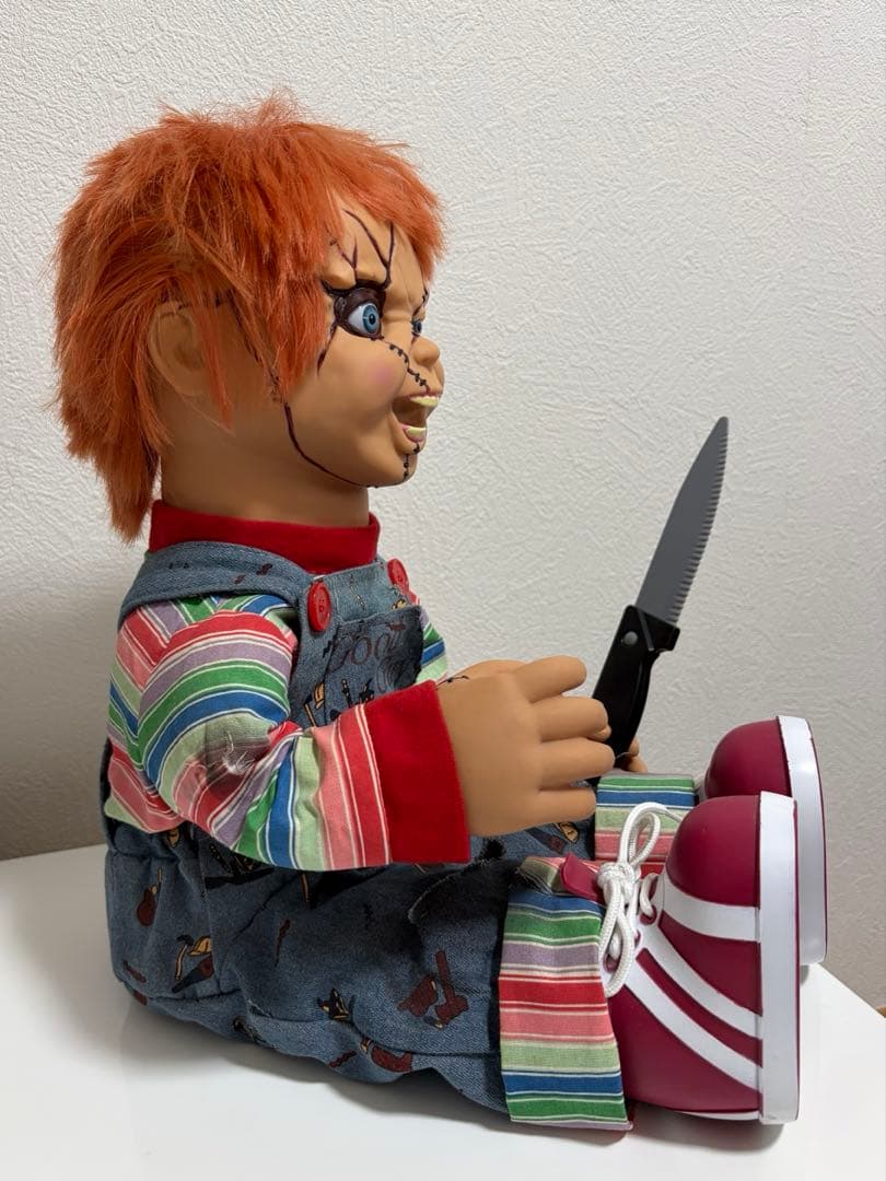 チャイルドプレイチャッキーお喋り機能付き人形フィギュア