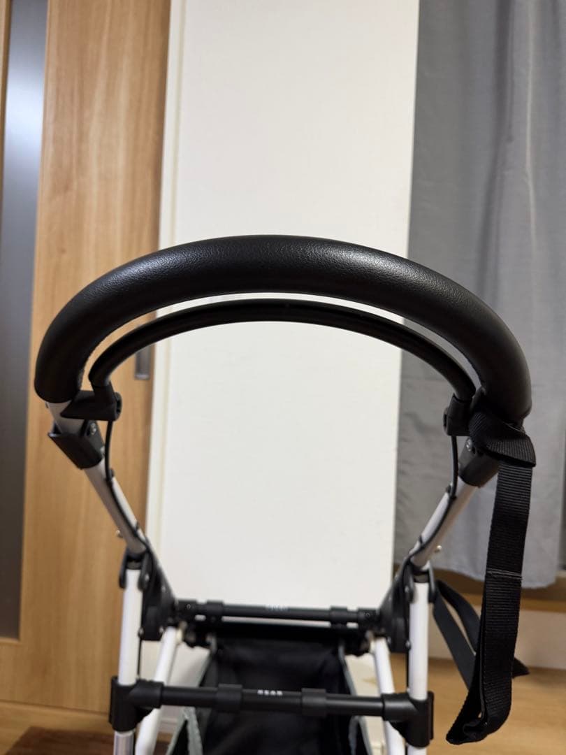 エアバギー フレームブレーキ付き 合皮レザーブラック