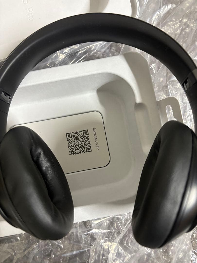 Beats Studio proワイヤレスヘッドフォン ブラック ケース付き