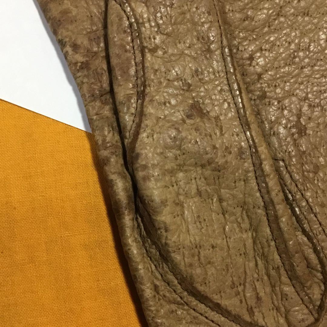 古い ペッカリーの手袋