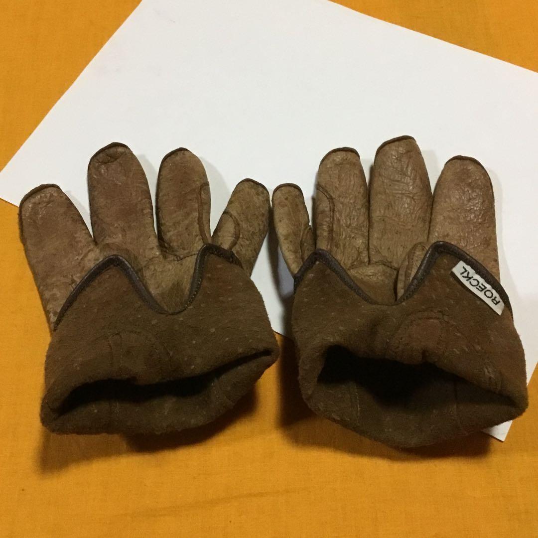 古い ペッカリーの手袋
