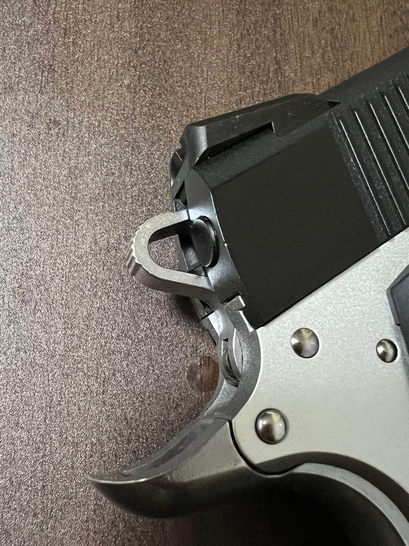 東京マルイ V10 ウルトラコンパクト　V10 Ultra Compact