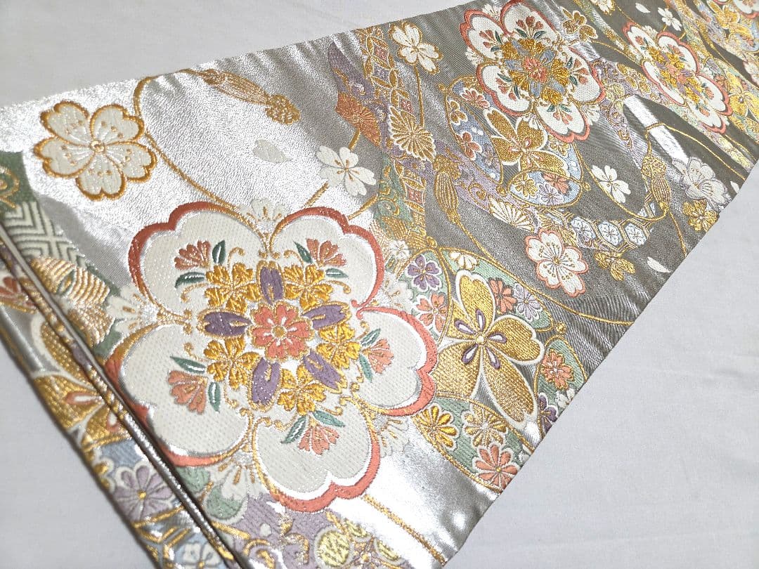 F5 京都きもの友禅 桜 金彩 金駒刺繍 正絹 成人式 振袖・襦袢・袋帯セット