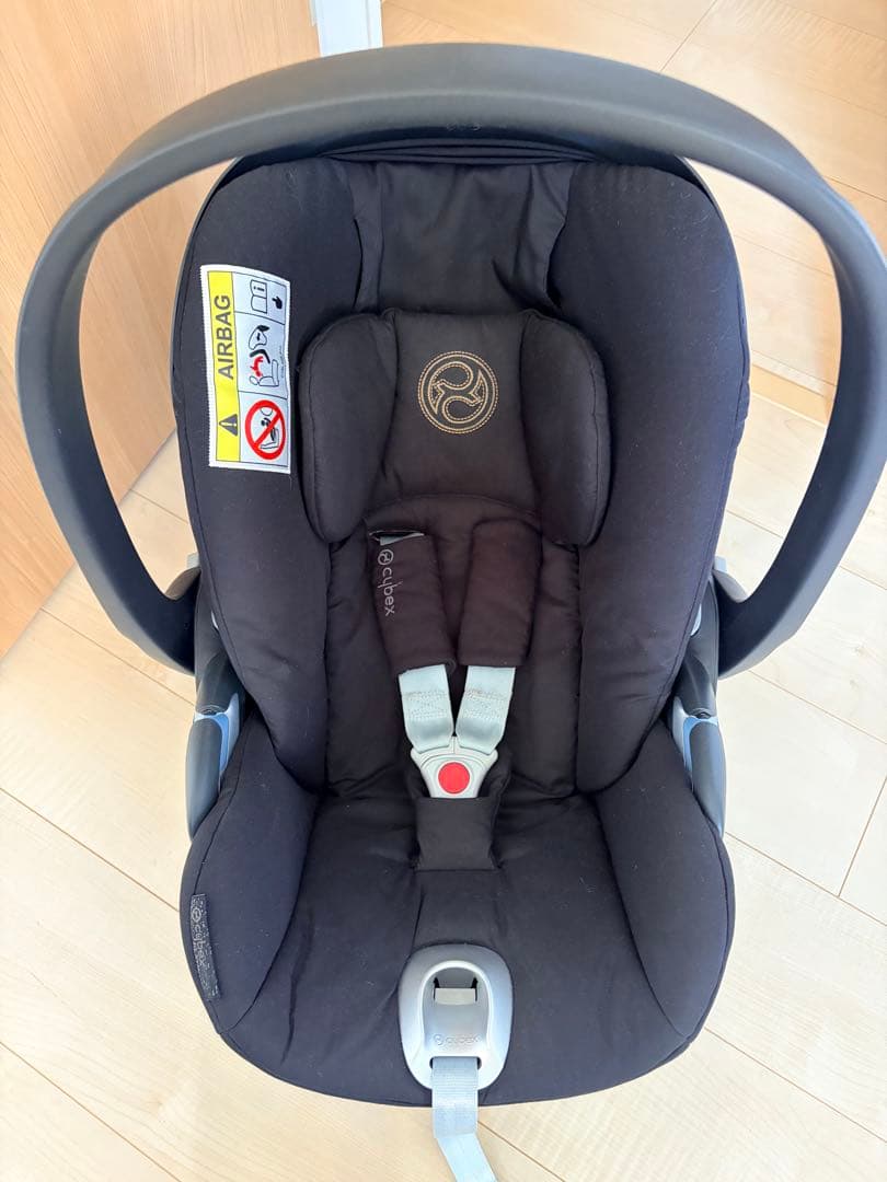 即購入ok cybexサイベックス クラウドZ チャイルドシート　ベース
