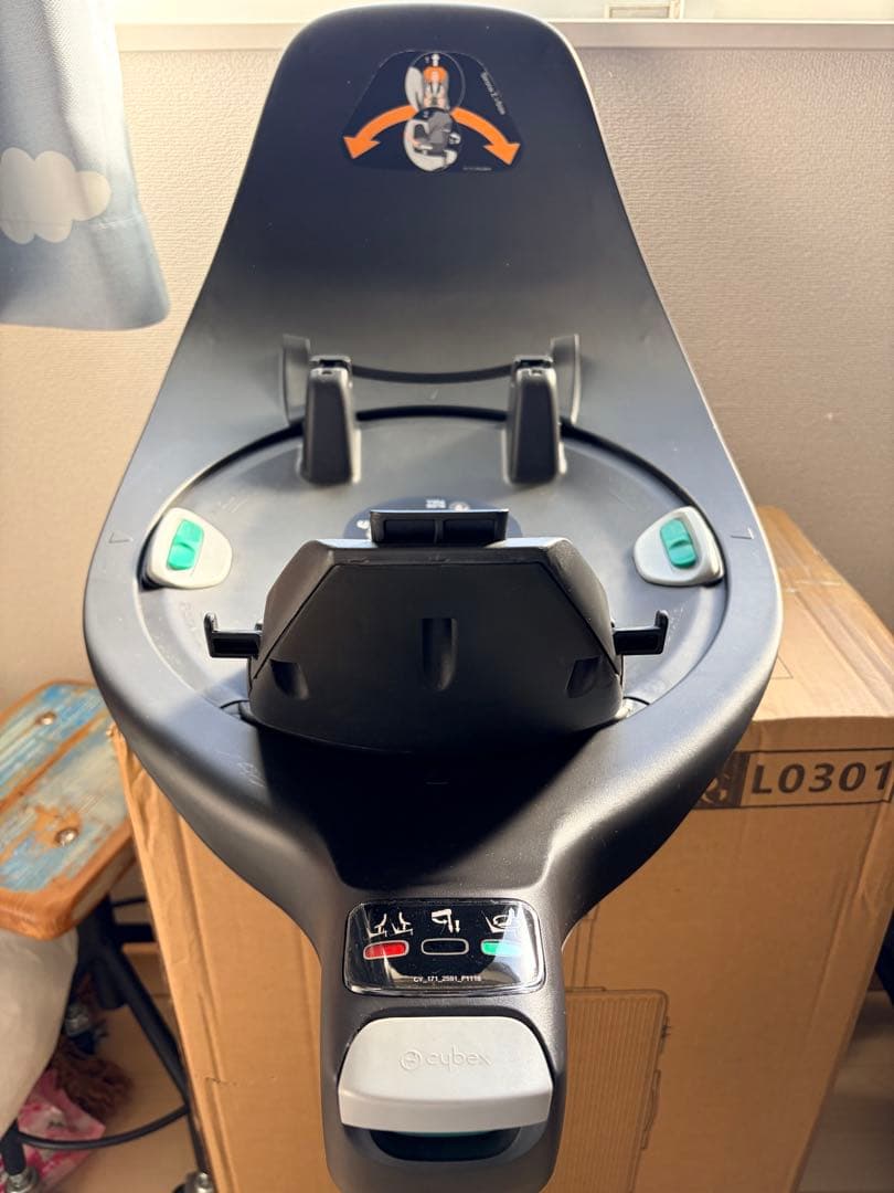 即購入ok cybexサイベックス クラウドZ チャイルドシート　ベース